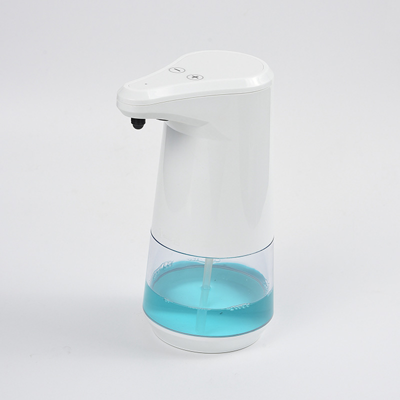El dispensador automático de líquidos es una forma conveniente de obtener los líquidos